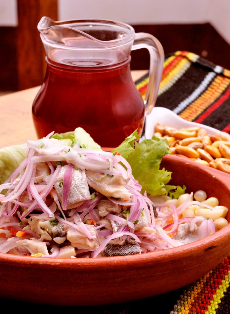 Lugar agradable donde disfrutar de comida fresca, buen sabor y una atención de calidad. Ofrecemos una amplia variedad de platos criollos y marinos, preparados al momento y con ingredientes seleccionados.
